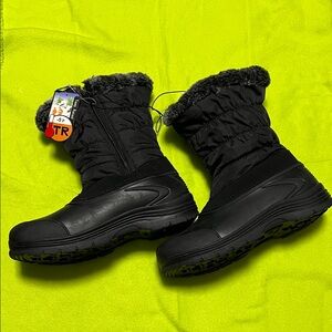 Time and Tru Black Winter & Rain Boots